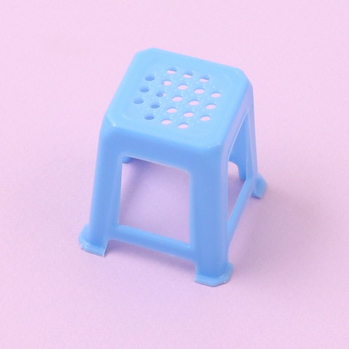 [아이디네283] 미니어처 플라스틱 의자 대 1개입 생활용품 냉장고 자석 인테리어소품 데코 모형